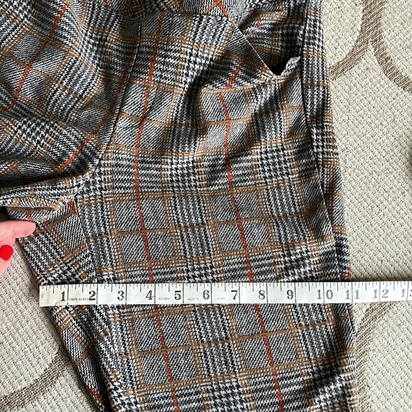 Torrid Pocket Flare Luxe Ponte High-Rise Plaid Pant, size 1R - Picture 8 of 17